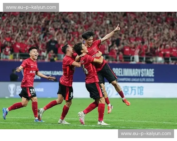 亚冠历史交锋:亚洲足球的巅峰对决 亚冠历史交锋:亚洲足球的巅峰对决